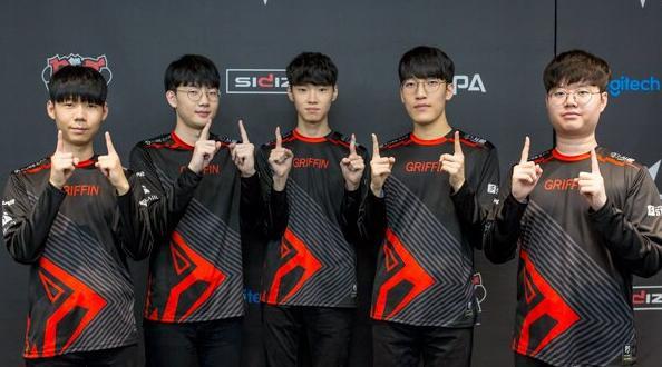 愈发紧密 愈发紧密